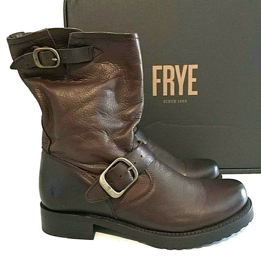 Frye Women's Veronica Short Leather Boots - Picture 3 of 8